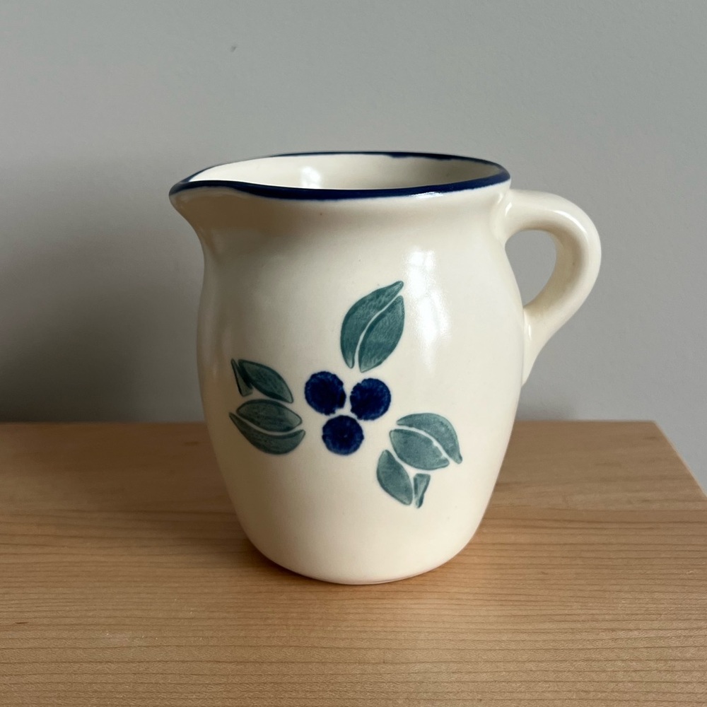 Pfaltzgraff Creamer Jug Cream - Blue Blueberries painted